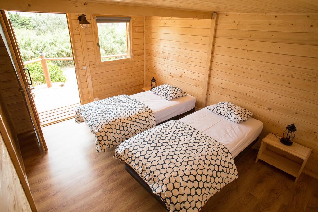 Good Feeling Hostel & Guest House Raposeira  Eksteriør billede
